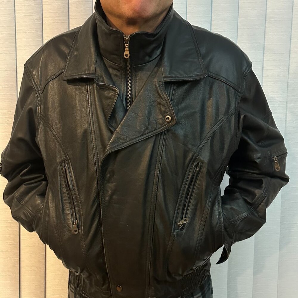 Vintage City Streets Black Leather Jacket – Men’s L, Double-Layer Closure